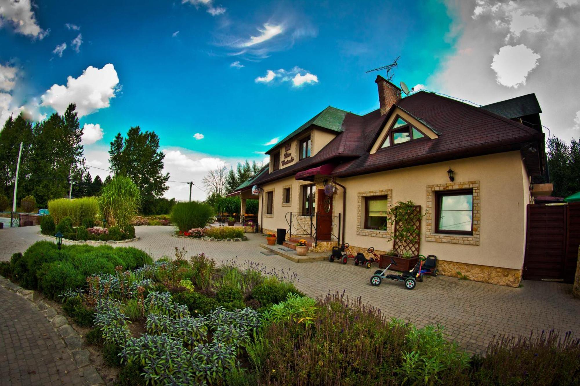 Dwa Bratanki Hotell Rzeszów Exteriör bild