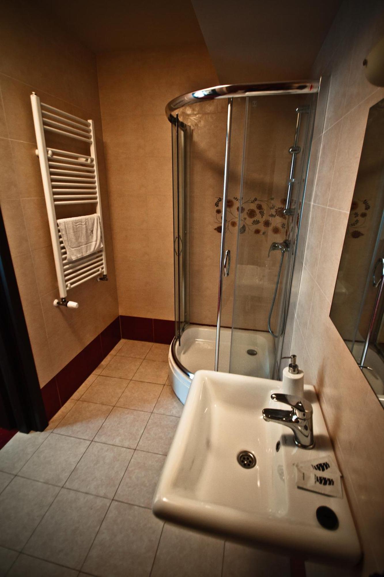 Dwa Bratanki Hotell Rzeszów Exteriör bild