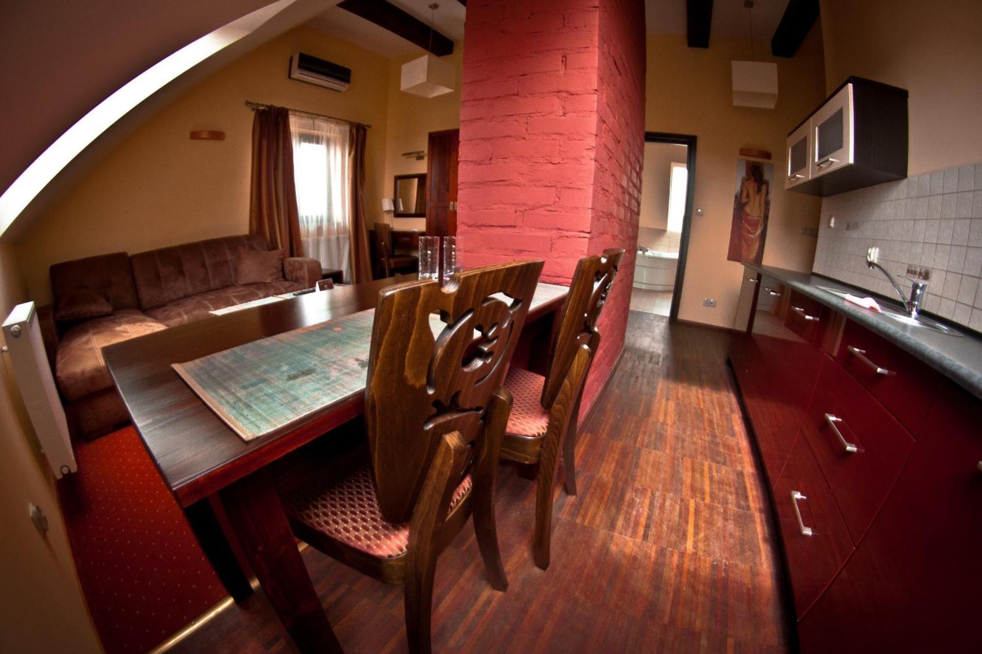 Dwa Bratanki Hotell Rzeszów Exteriör bild