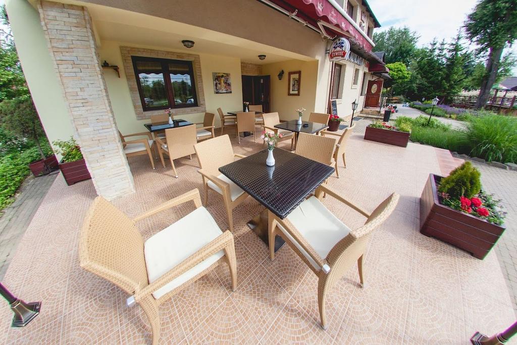 Dwa Bratanki Hotell Rzeszów Exteriör bild