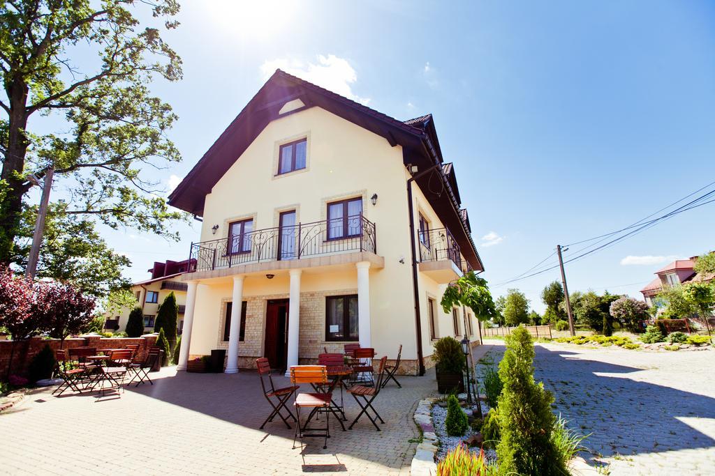 Dwa Bratanki Hotell Rzeszów Exteriör bild
